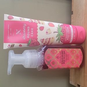 Foaming soap and Body Lotion